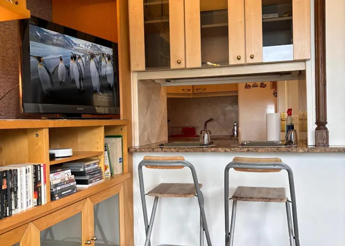 Cozy Studio At La Defense